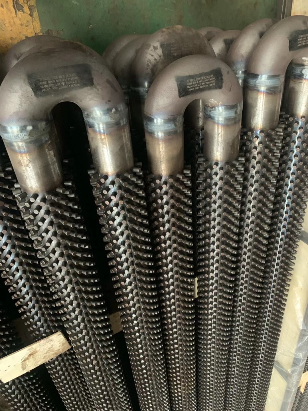 管子Φ63.5×4 ，材質(zhì)12Cr1MoVG，用于低溫再熱器