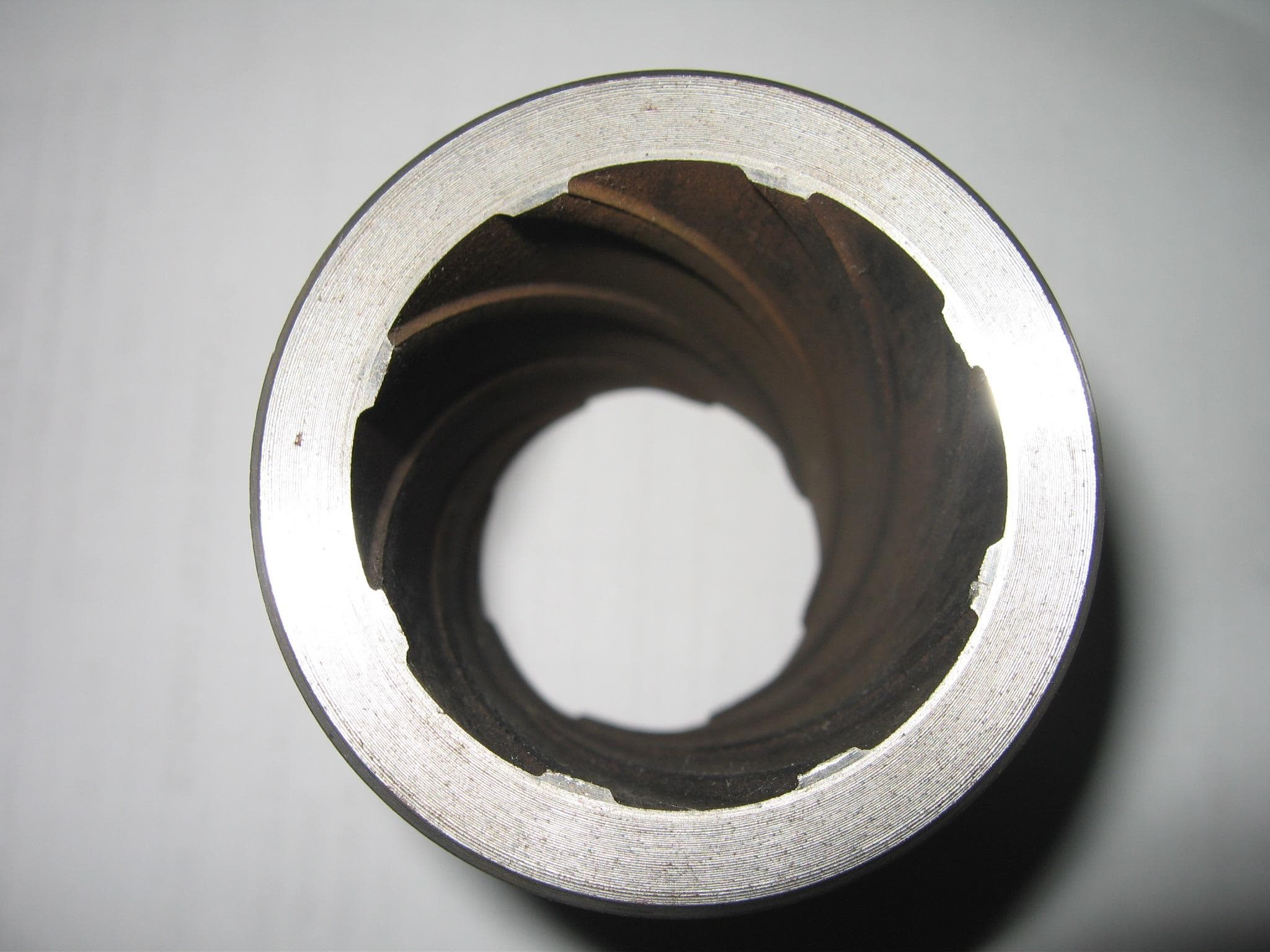 水冷壁配件|水冷壁管 Φ63.5×7.5內(nèi)螺紋管|計(jì)劃備注：材質(zhì)：SA210C。采購(gòu)要求：須提供寶鋼授權(quán)。需求備注：#7爐水冷壁