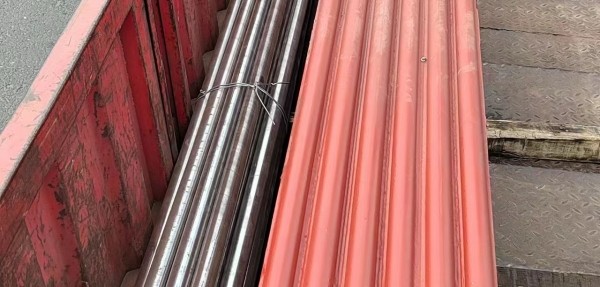 規(guī)格：ф76×6，長度600mm，材質(zhì)：SA-213TP347HFG/SA-213T91,兩種材質(zhì)各300mm